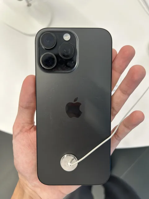 Иллюстрация модели: Apple iPhone16 Pro Max