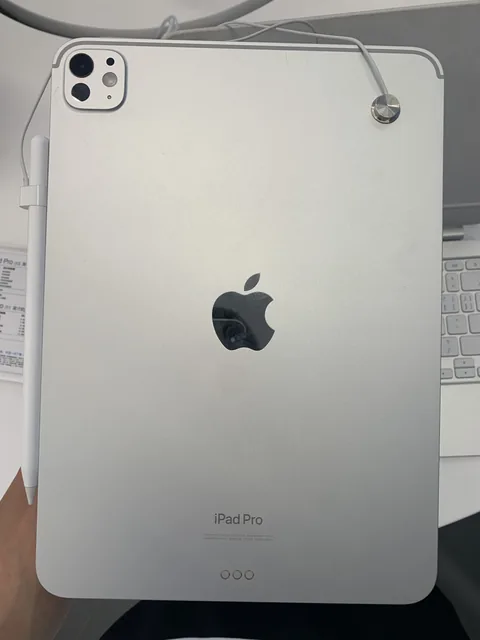 Иллюстрация модели: Apple iPad Pro11 M4